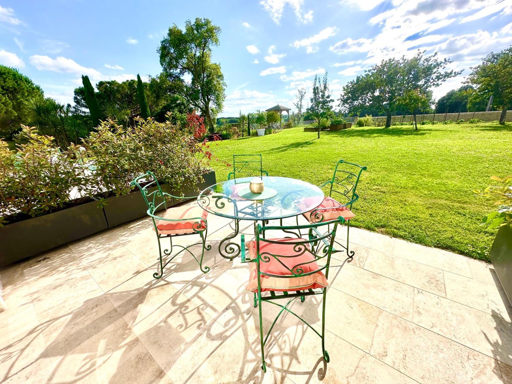 Saint-Vivien  Chateau De Lafont Suites מראה חיצוני תמונה