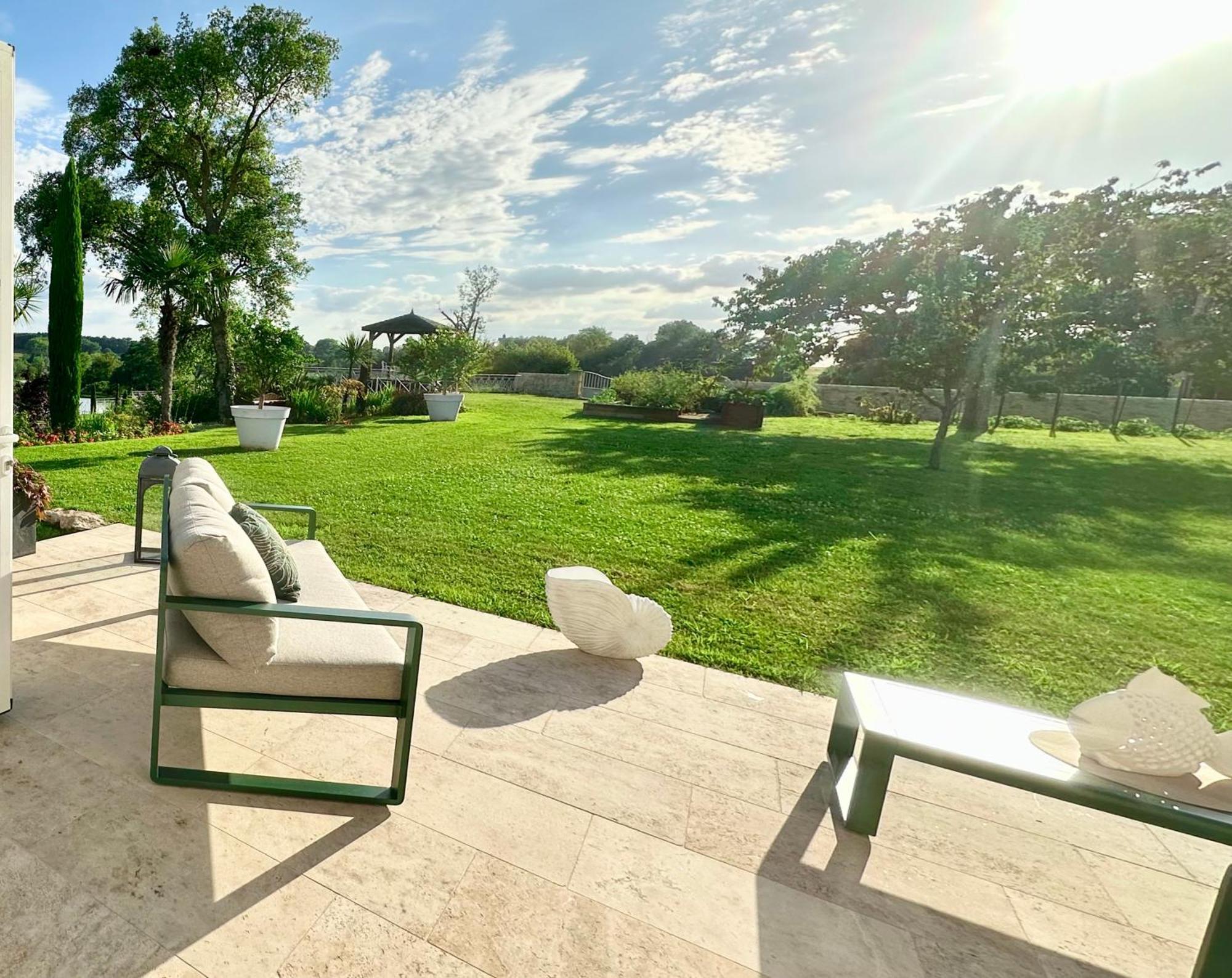 Saint-Vivien  Chateau De Lafont Suites מראה חיצוני תמונה