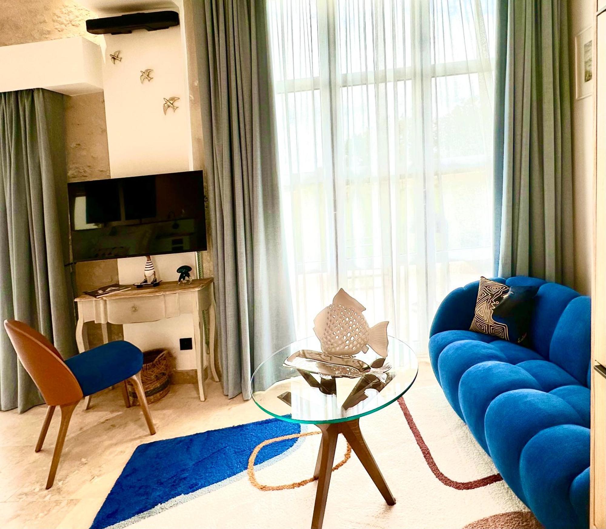 Saint-Vivien  Chateau De Lafont Suites מראה חיצוני תמונה