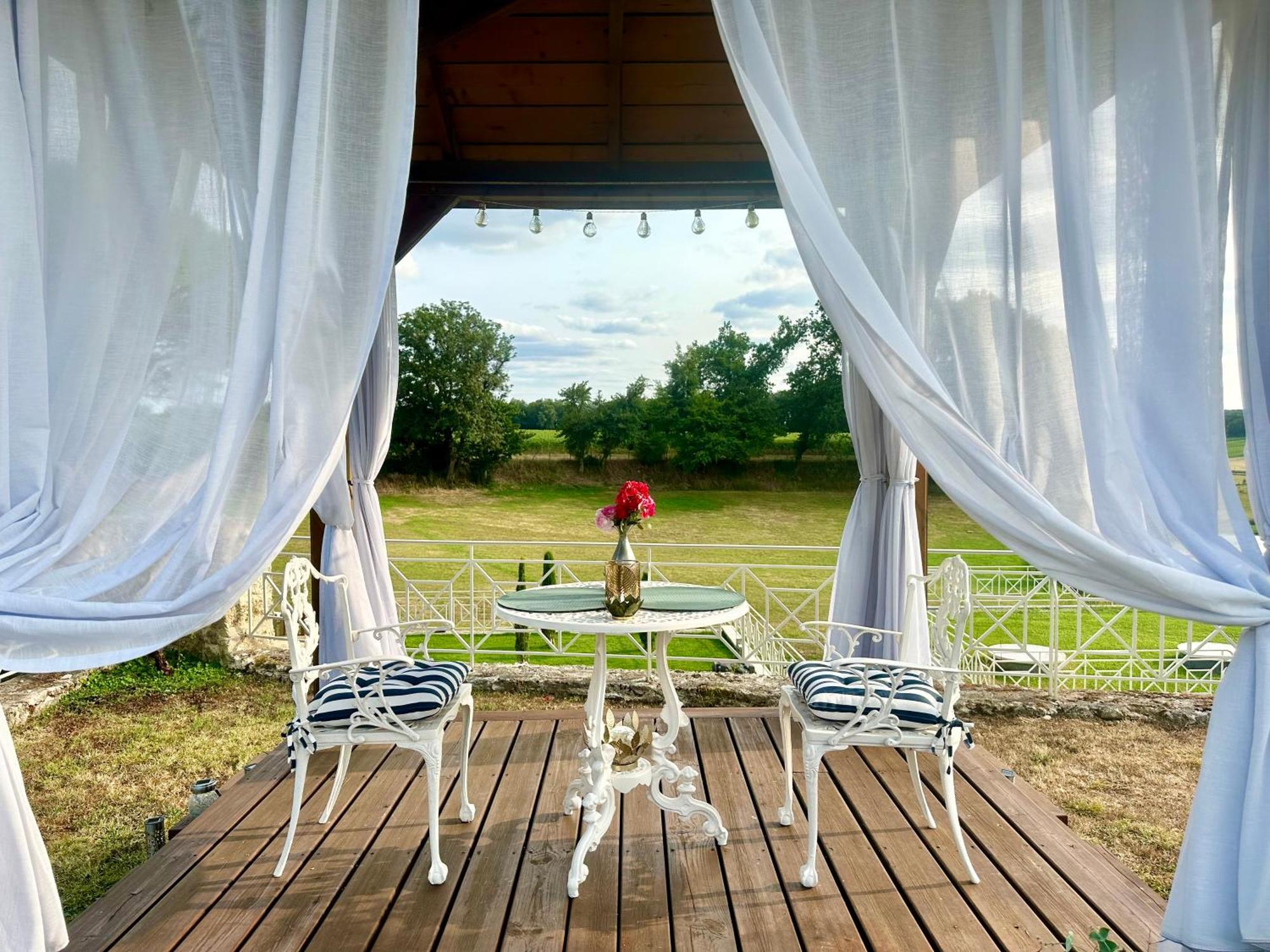 Saint-Vivien  Chateau De Lafont Suites מראה חיצוני תמונה