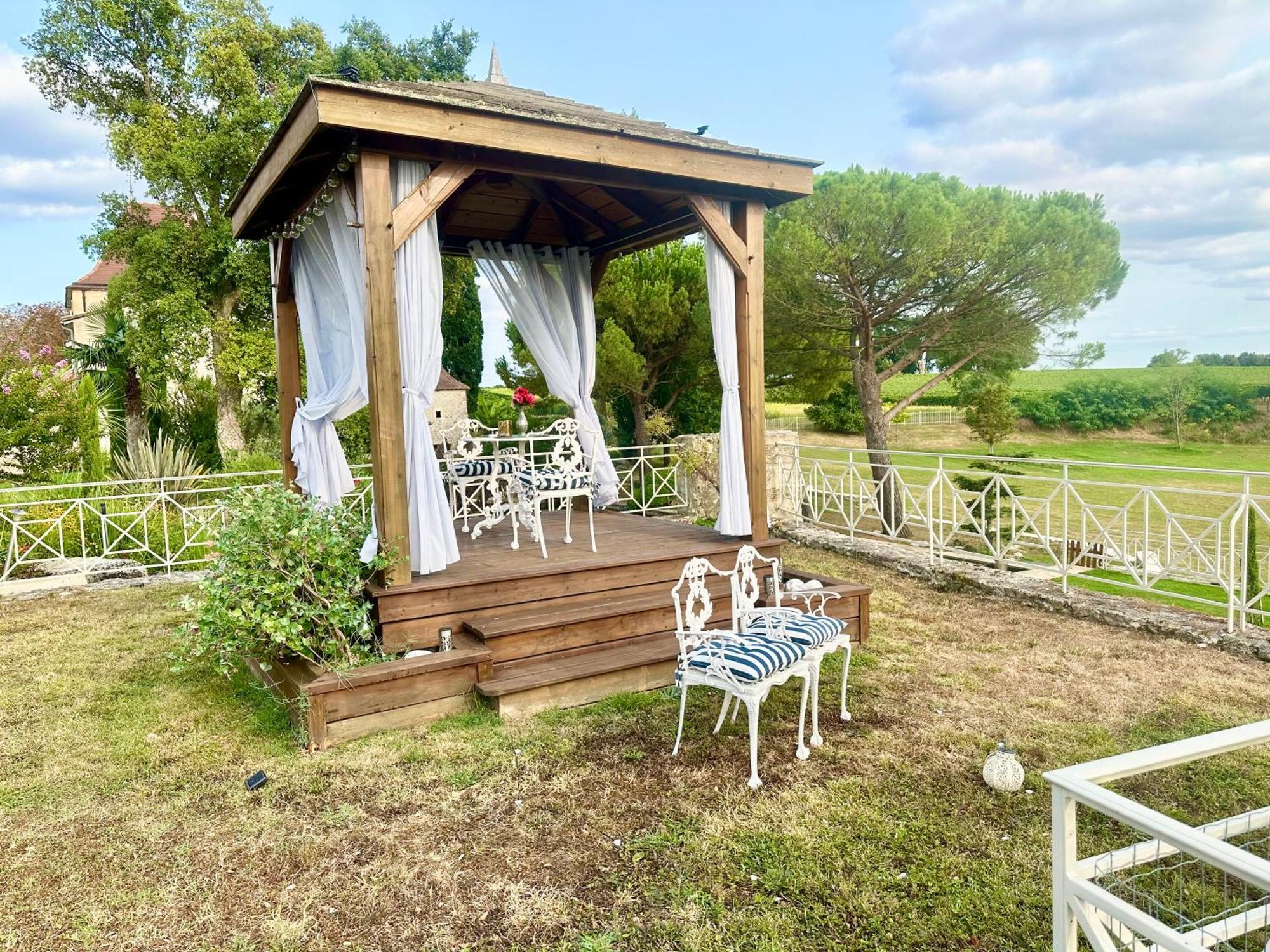 Saint-Vivien  Chateau De Lafont Suites מראה חיצוני תמונה