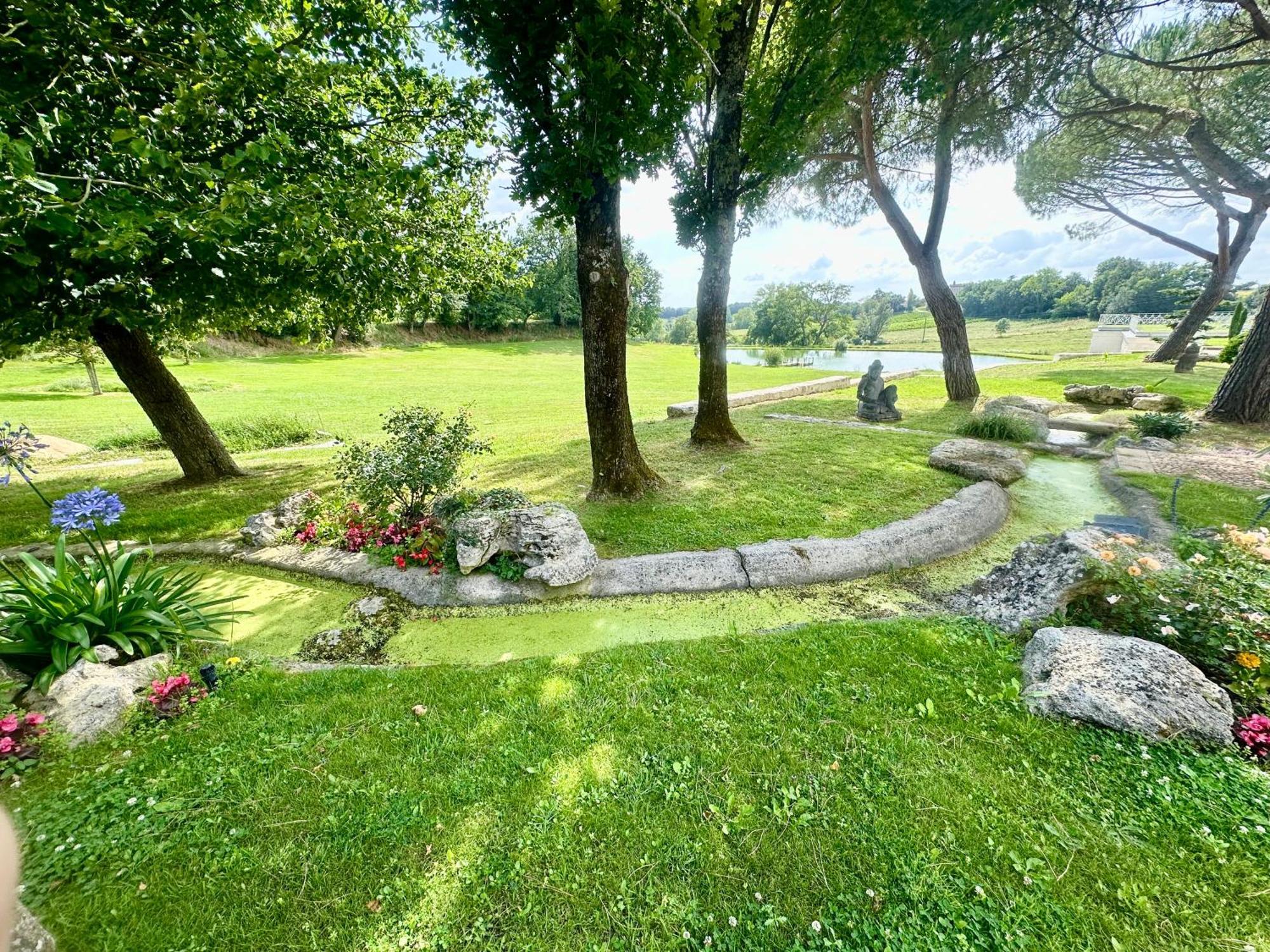Saint-Vivien  Chateau De Lafont Suites מראה חיצוני תמונה