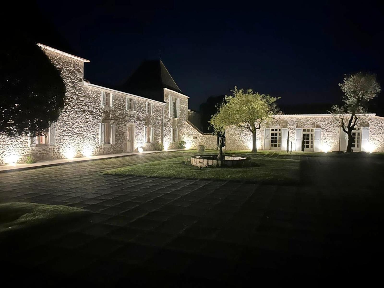 Saint-Vivien  Chateau De Lafont Suites מראה חיצוני תמונה